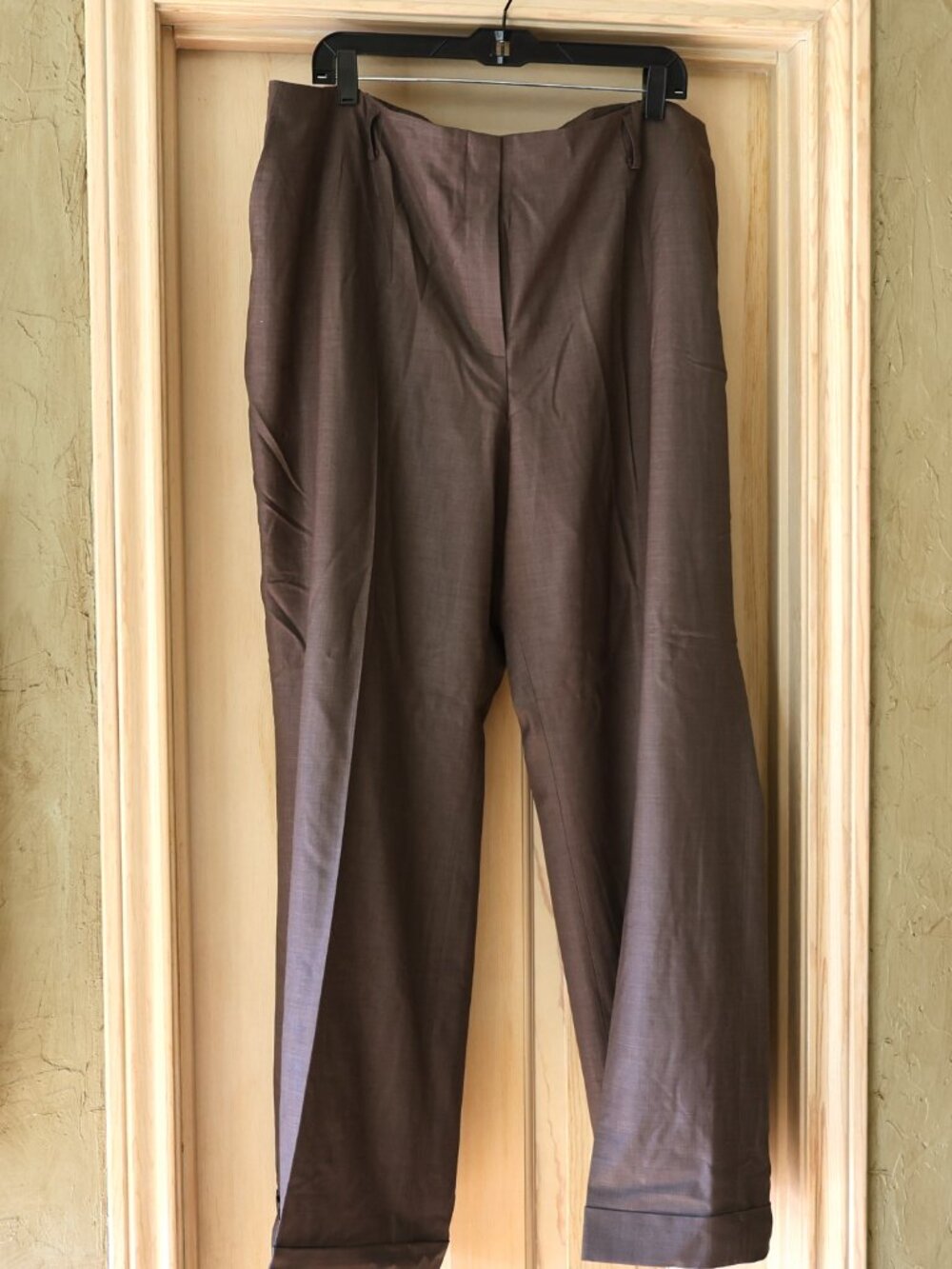 EUC Jones New York Collection Woman Taupe SLACKS / PANTS / TROUSERS Size 22W